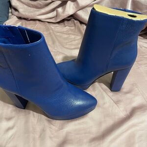 Blue, stacked heel pointed toe bootie
